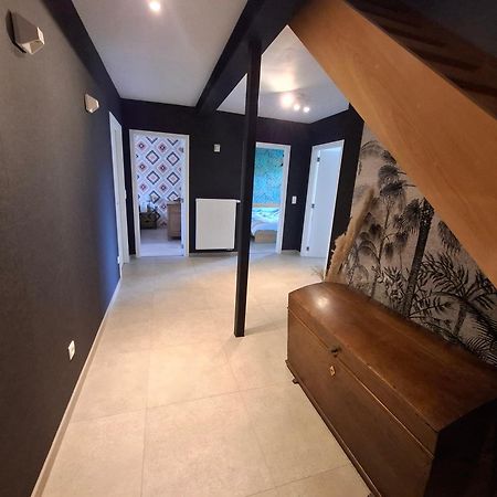 La roche trouée - Maison avec vue à Nismes Exterior foto